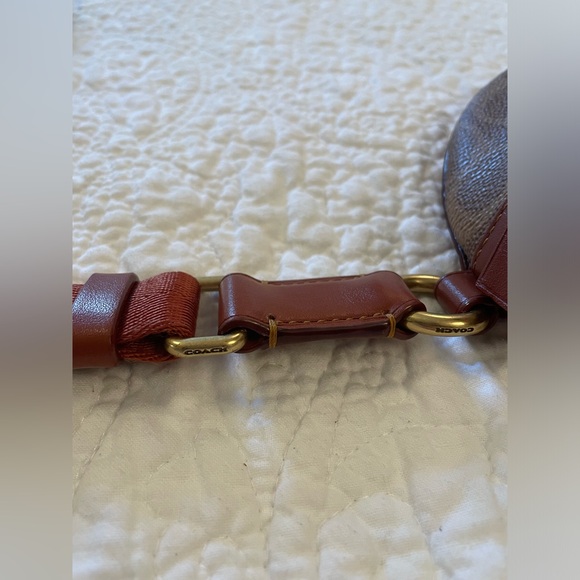 Signature Coach Bethany Belt Bag in Tan/Rust in EUC - Picture 9 of 15